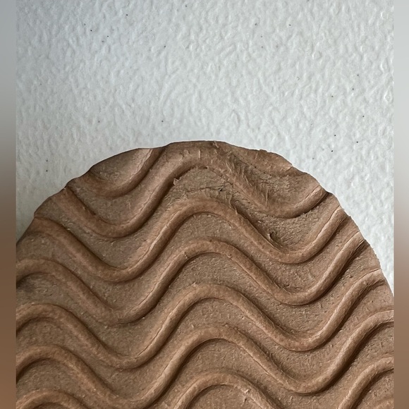 Maurices Womens Leather Cork Sole
Double Buckle Strap Slide Sandals
White Sz 10 - Picture 5 of 9